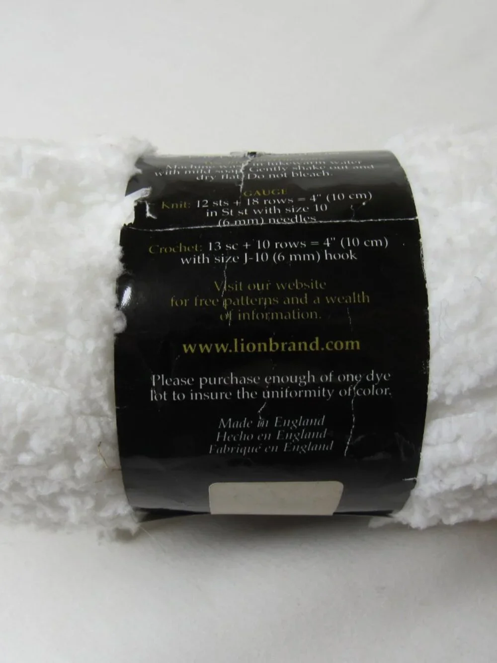 Lion Brand Yarn POLARSPUN Snow White Yarn Skein 100% Polyester New